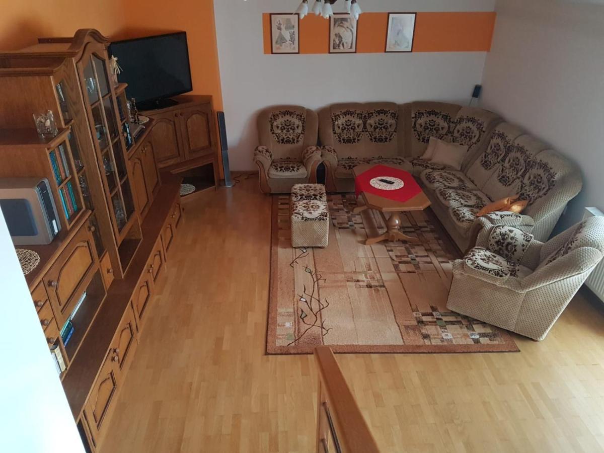 Apartman Jantolak 斯祖贝莱克 外观 照片