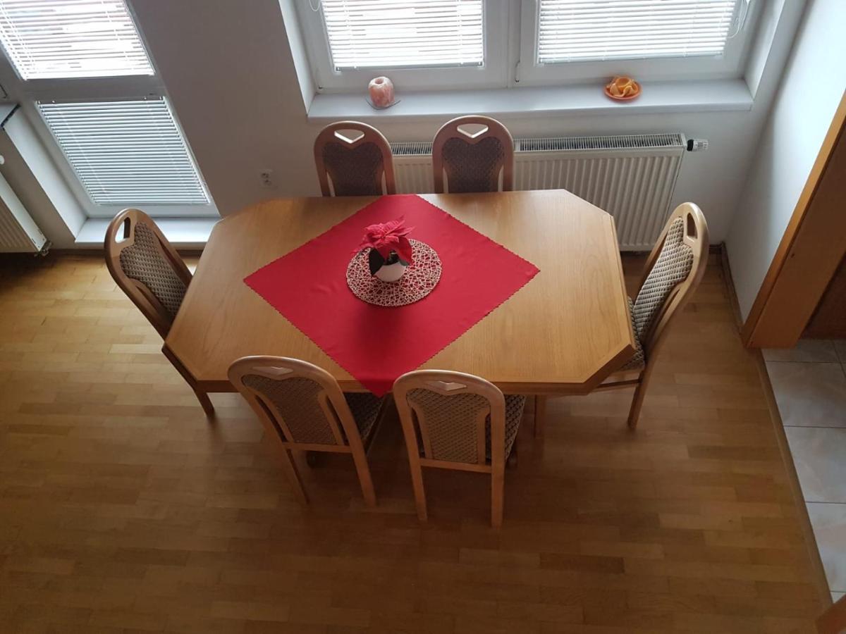 Apartman Jantolak 斯祖贝莱克 外观 照片